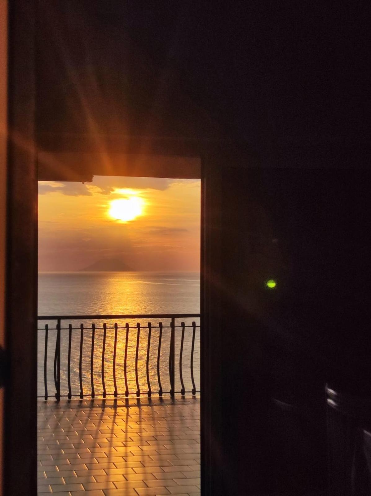 Residenza Stefanelli Apartment Capo Vaticano Luaran gambar
